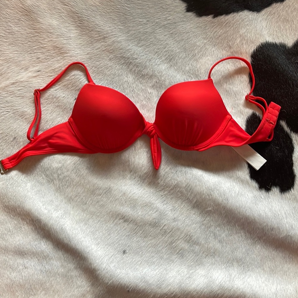 Swimsuit top